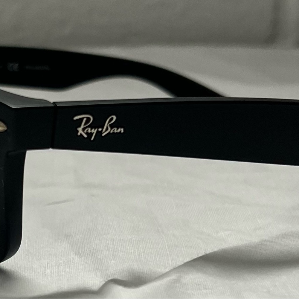 Ray-Ban RB2132 Classic Black Rectangular Sunglasses - Picture 3 of 6